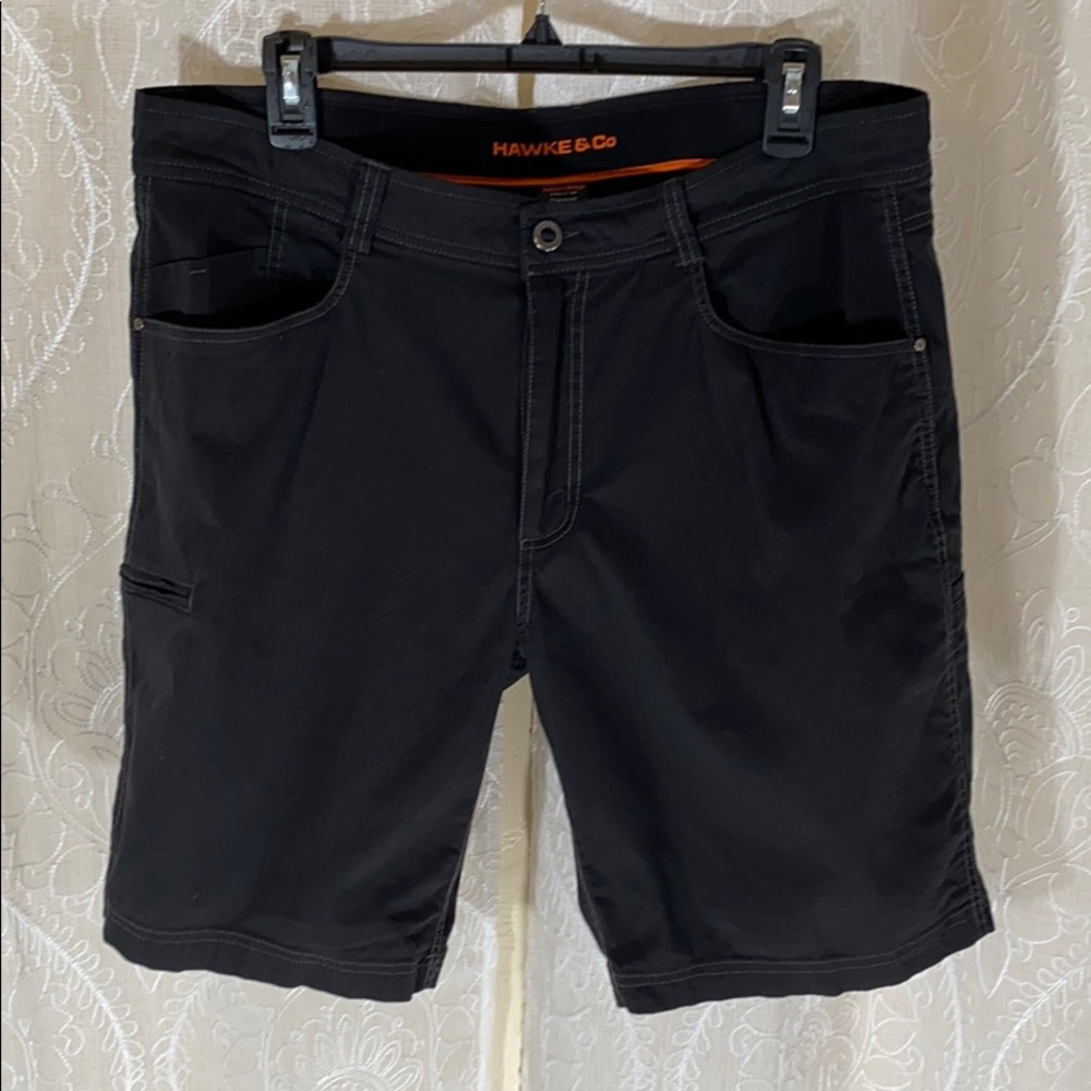 🛹EUC Hawke Skate Shorts size: 36